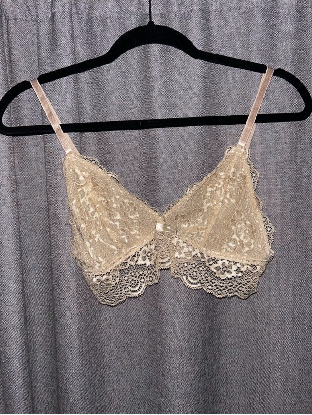Women’s Lace Bralette in Champagne
